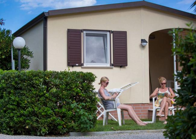 campinglakeplacid it offerta-di-luglio-in-villaggio-vacanze-in-abruzzo-tra-mare-e-divertimento-in-moderne-mobile-home 016