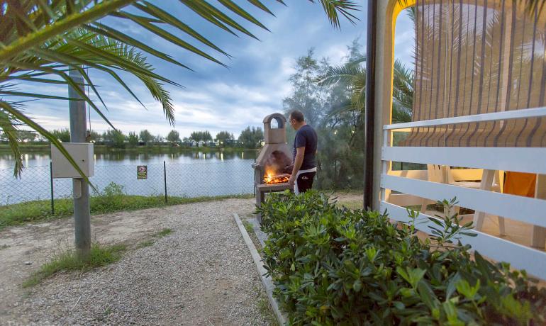 campinglakeplacid it offerta-per-coppie-in-villaggio-al-mare-in-abruzzo-in-bb-con-colazione-inclusa 011